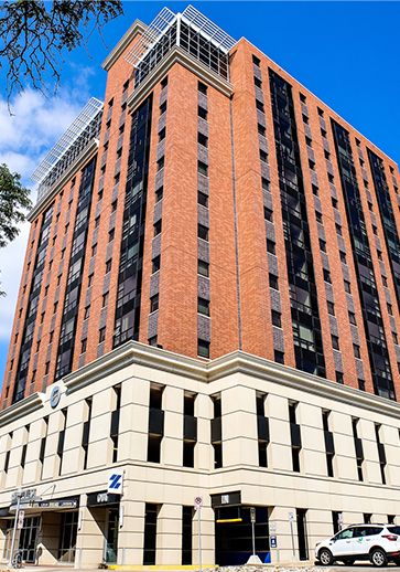 exterior apartment complex