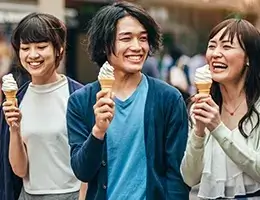 students enjoying ice cream